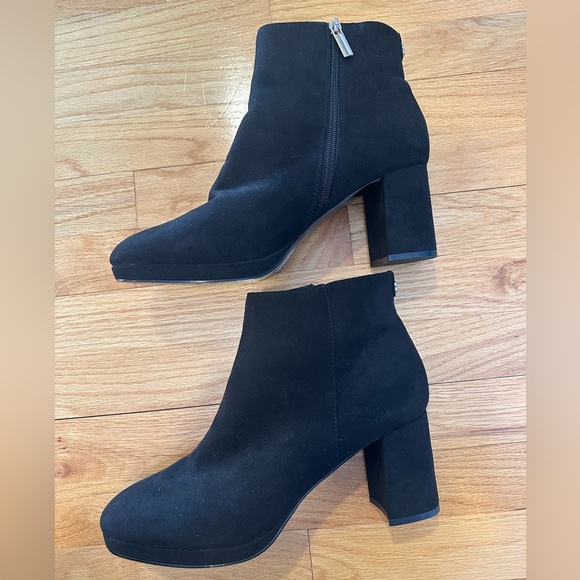 Bandolino Colleen Ankle Boot Black - Picture 4 of 7